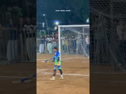 ഇതാണ് ഒരു പെനാൽറ്റിയുടെ അവസ്ഥ ഇവിടെ ഇദ്ദേഹം അഭിമാനത്തോടെ ഉയർന്നെഴുന്നേൽക്കണ്ടതാണ് പക്ഷെ സാഹജര്യം 😔