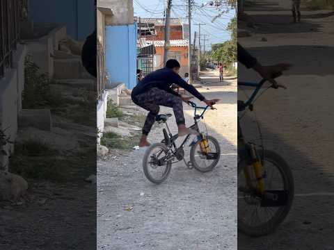 La bicicleta sorpresa🤣📌 parte 2