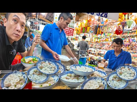 Từ 4 Tô Bún Vịt Giá 1 Triệu Tới Bánh bèo 30K Ngon Nhất Chợ Bến Thành Làm Sao Để Không Bị Hét Giá