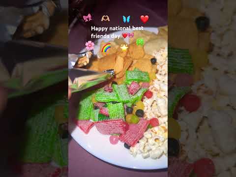 Movie night !!!!! #mila#amira #bestfriend ❤️🎀