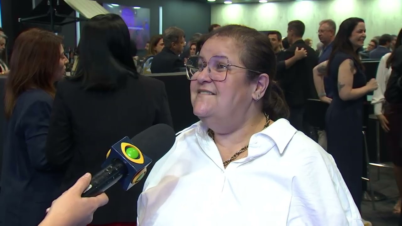 HSM+ Maria Claudia Villaboim Pontes CEO da Weleda prestigia o evento TV Online HSM+ Maria Claudia Villaboim Pontes CEO da Weleda prestigia o evento