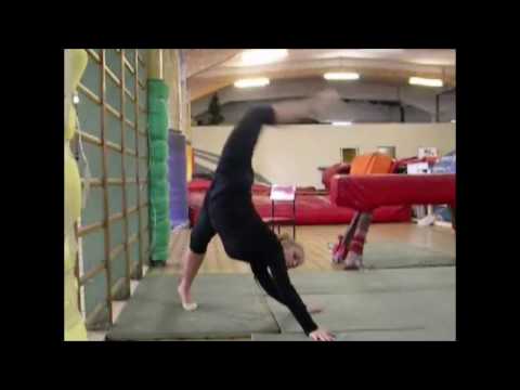 Two Girls Stretching Workouts And Pole Dance Battle Two Girls Stretching Workouts And Pole Dance Battle