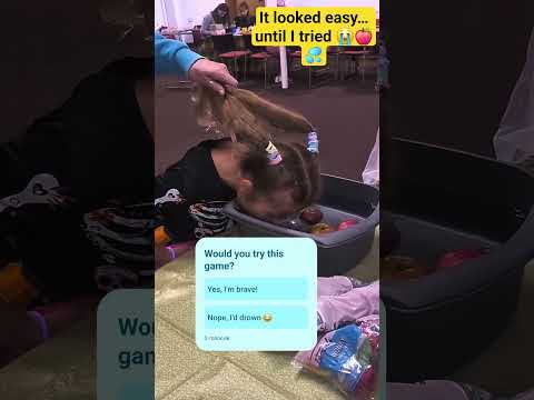 I thought it was easy… until I tried 🍎💦😂 #applebobbing #halloweenfun #funnyshorts #halloweenuk