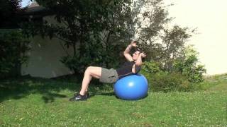 Image Swiss Ball Oblique Crunch