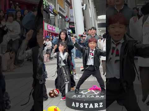 대전에서 수빈 승우가 점프샷 챌린지를? #춤추는곰돌 #춤추는곰돌의랜덤댄스 #춤추는곰돌의타이머댄스 #afstarz #jumpshot #challenge #붐샤카라카 #인형 #가방