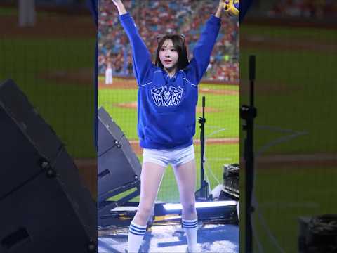 🦁안타를 쳐줘요 베이베➰💙 <strong>한지은</strong> Han Jieun 韓志恩 치어리더 직캠 fancam