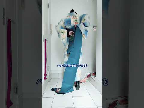 洋服の上にアンティーク着物👘木蓮の単衣に獅子の帯、バライロノボウシのカクテルハット&バーニーズマウンテンドッグ風呂敷バッグ🐕✨秋だね〜🌹