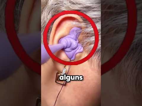 Olha o que saiu do ouvido dela