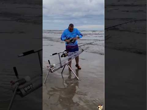 este pescador ya vive en el 2050 muy adelantado a la época, créditos a Fabián #positivoparapesca