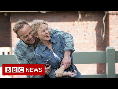 Final Neighbours episode airs in Australia after 37 years – BBC News