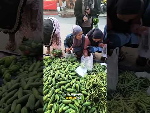 sayur mayur 15 rb dapat 1 kantong kresek penuh #shorts #budidayatanaman #sayuran #pertanian #pasar