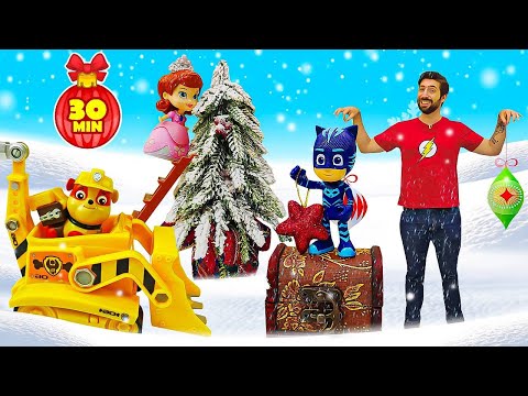 Noël dans le jardin d’enfants🎄🎉 Jeux avec jouets pour les petits en français