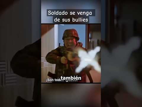Soldado se venga de sus bravucones #cortos