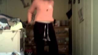 WHITE GIRL CANT DANCE!!!