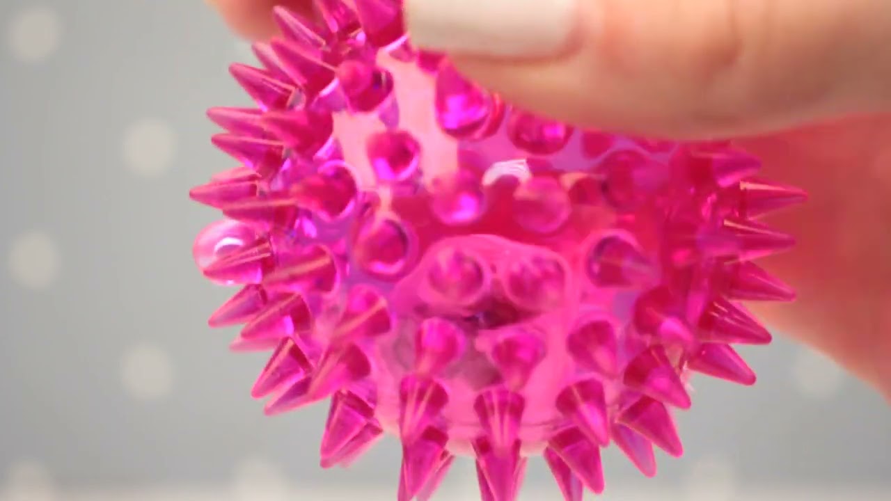 Светящийся мячик с шипами в ассортименте  - видео