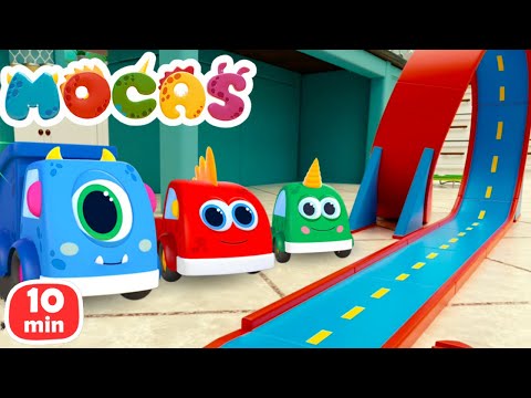 Mocas cars build a new racing track with a double loop and sing funny songs for kids!