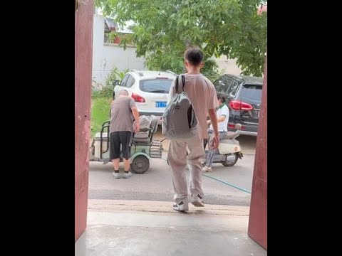 趁着弟弟妹妹都不在家了,给各位叔叔阿姨哥哥姐姐弟弟妹妹们请两天假,带我丈母娘丈母爷出去玩玩好好陪陪他们……抱拳了铁汁们