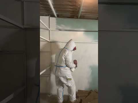 сняла старый гараж, чтоб сделать из него красивую картинку 🫣