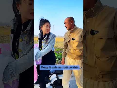 Đúng là anh em ruột có khác