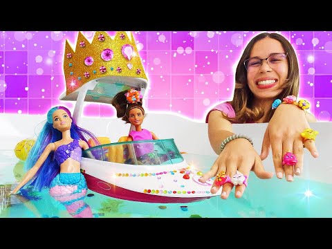 A Boneca Amanda Tenta Chamar a Atenção da Sereia com Acessórios!