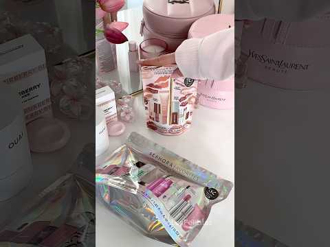 Let’s unbox the new @Sephora Favorites Set🌸💗 #sephora #unboxing #beauty #lipgloss #makeupshorts