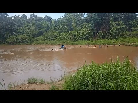 Toyota Land Cruiser 70 Series In Mud Route and Crossing River - 4x4 Extreme Land Cruiser Route