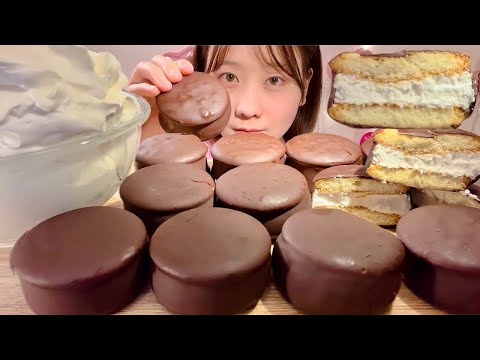 ASMR Chocolate Pie Cake【Mukbang/ Eating Sounds】【English subtitles】