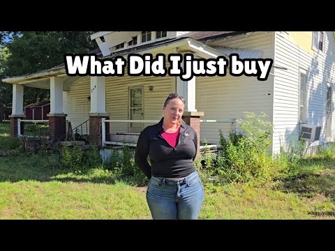 I Bought a $10,000 House Without Seeing Inside First…