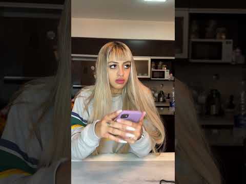Cuando de repente la bendi￼ se queda en silencio ￼