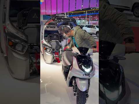 The Hero Surge S32 is a two-in-one electric vehicle