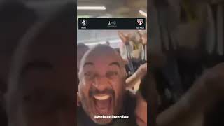 KKKKKKKKKKKKKKKKKKKKKKKKKKKKKKK  O Crespo estava certo, a meta é 45 pontos para n cair.