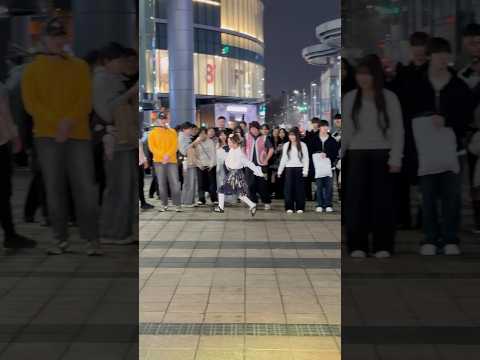 수원에서 슬릭백을 춘다면? #춤추는곰돌 #춤추는곰돌의랜덤댄스 #dance #kpop #댄스 #music #challenge #slickback #슬릭백 #슬릭백챌린지 #수원