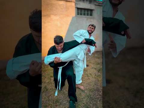 “SI FUERA PROFESOR DE KARATE”🥋