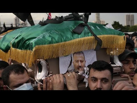 Συνθήματα για εκδίκηση στην κηδεία του υπαρχηγού της Χαμάς στη Βηρυτό