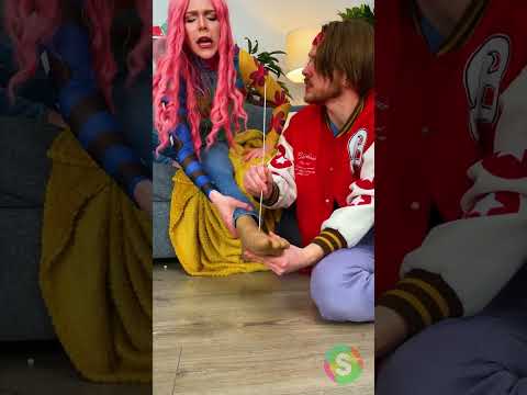 Experimentos Malucos com Perna Falsa! O que Vamos Tentar a Seguir? #Shorts