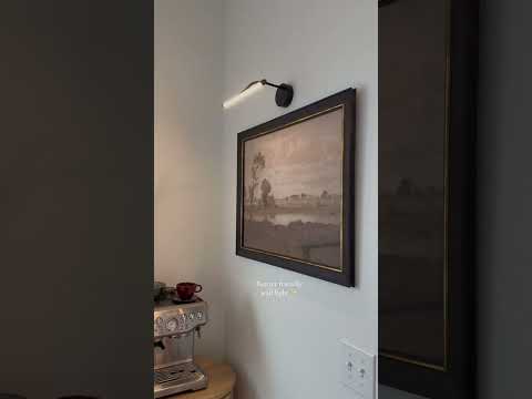 The perfect wall light that does not require any drilling 🤍#dimmable #picturelight #walllights