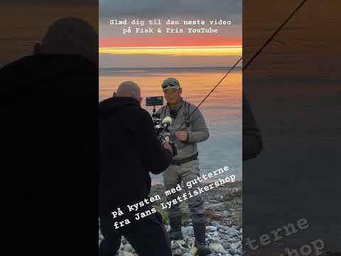 Fisk & Fri har haft en fed dag på kysten med Larsen, Max og Jan - glæd dig til den næste video!