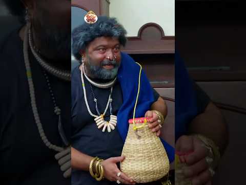 ഈ വേഷത്തിൽ പെറ്റമ്മ പോലും തിരിച്ചറിയില്ല 🤣🤣🤣#uppummulakum #bijusopanam #parukutty #flowerstv
