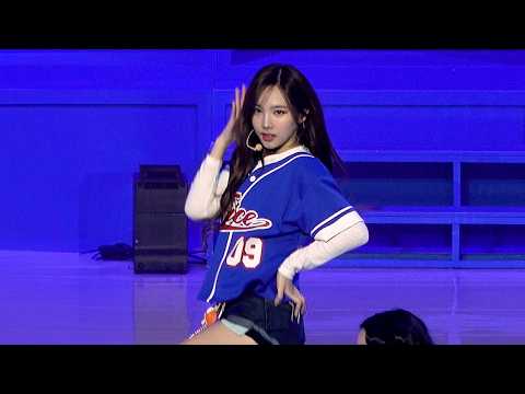 241020 TWICE 9th FANMEETING DIVE 나연 직캠