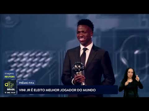 Vini Jr é eleito melhor jogador do mundo pela Fifa