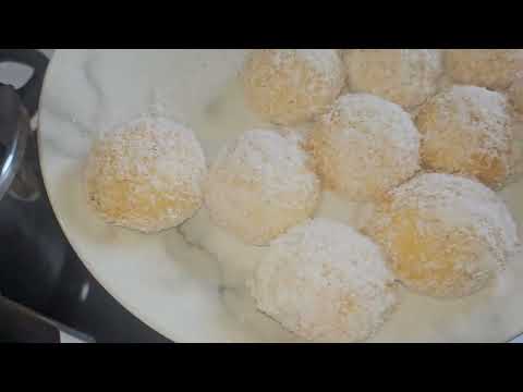 BOULE DE COCO TRÈS MOELLEUX