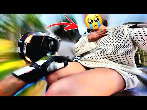 MOTARD VIENT SAUVER UNE FEMME !😱 ( ACCIDENT )