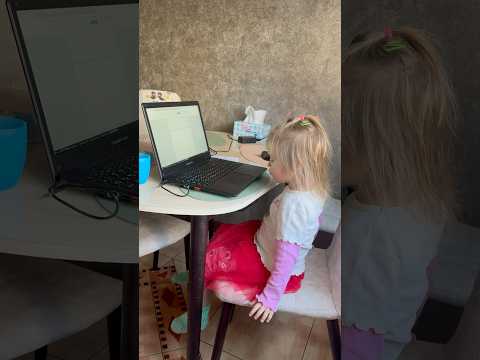 Там что-то дуется 😂 #baby #милота #дети #babygirl