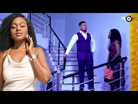 The  CEO Son Met The Poor Job Seeker Outside And Fell Madly Inlove With Her At First Sight-NG