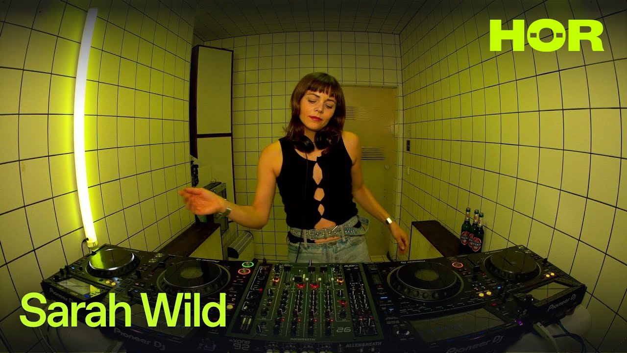 Sarah Wild | HÖR – November 23 / 2024