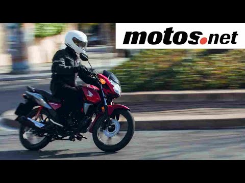 Honda CB125F 2021 / Prueba / Review en español / motos.net