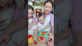 [VLOG.1067] 1 tuổi thôi mà quà đầy nhà… còn hơn cả hai chị Su luôn đó #giadinhnhasu #giadinhlaso1 