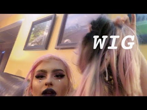 ATTEMPTING DRAG MAKEUP