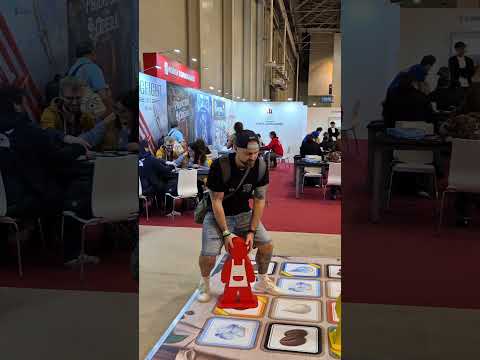 Essen Rule No.1 - Limber up #boardgames #essenspiel