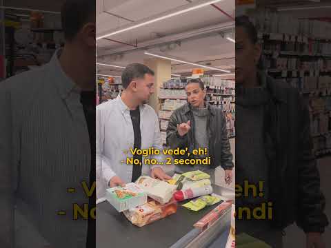 Menomale che era lenta…#cassiera #commessa #supermercato #lacasseria #cassieradelconad #meme #shorts